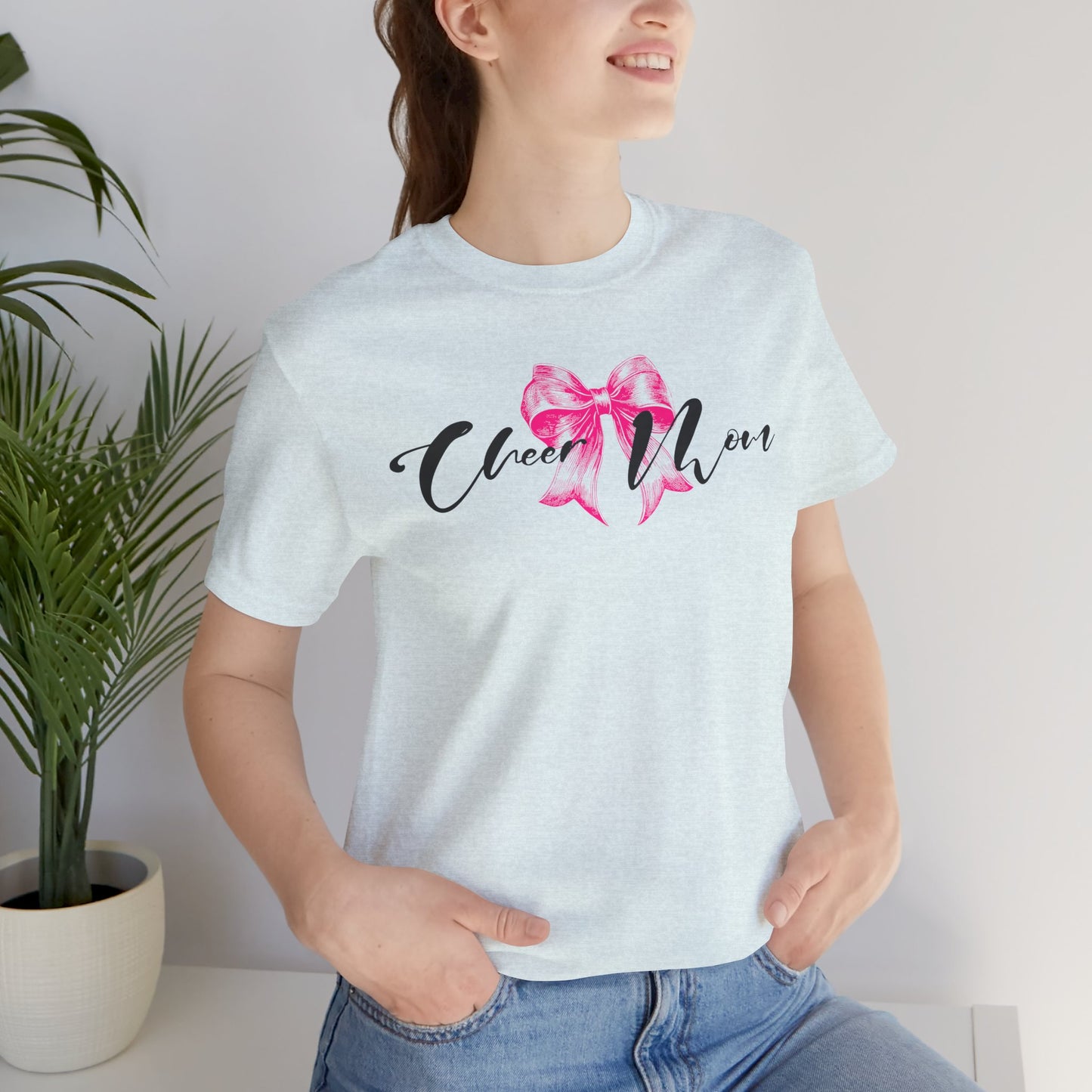 Cute Mom T-Shirt, Unisex Cute Mom Tee, Mother's Day Gift, Casual Top, Gift for Mom, Family Reunion T-Shirt