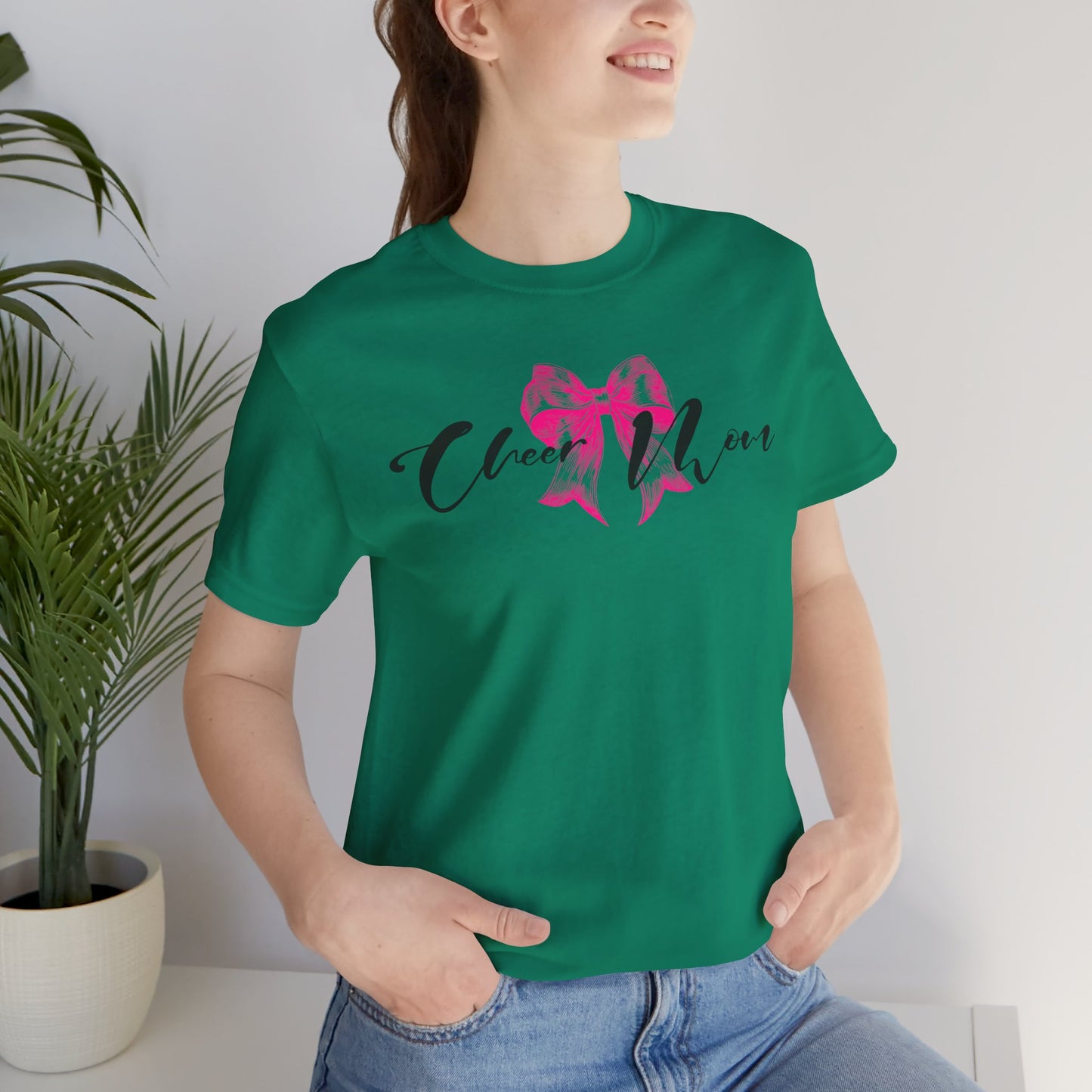 Cute Mom T-Shirt, Unisex Cute Mom Tee, Mother's Day Gift, Casual Top, Gift for Mom, Family Reunion T-Shirt