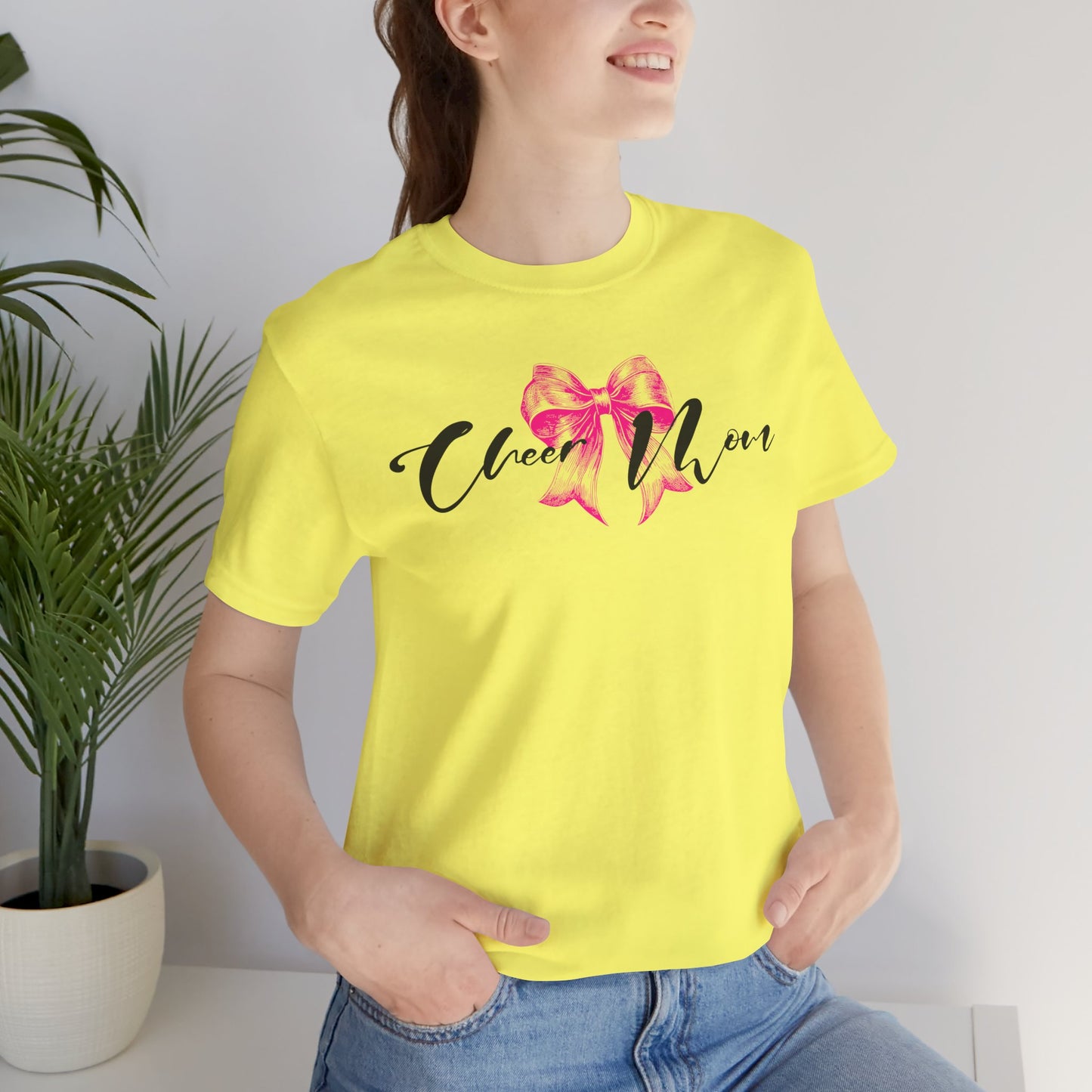 Cute Mom T-Shirt, Unisex Cute Mom Tee, Mother's Day Gift, Casual Top, Gift for Mom, Family Reunion T-Shirt