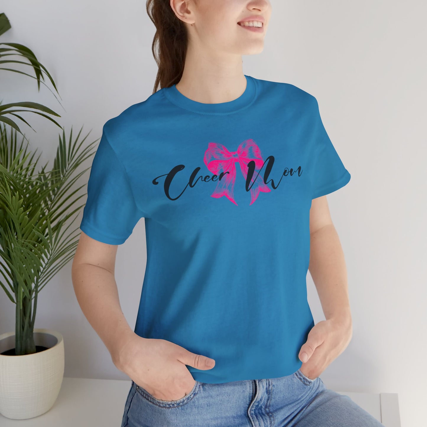 Cute Mom T-Shirt, Unisex Cute Mom Tee, Mother's Day Gift, Casual Top, Gift for Mom, Family Reunion T-Shirt