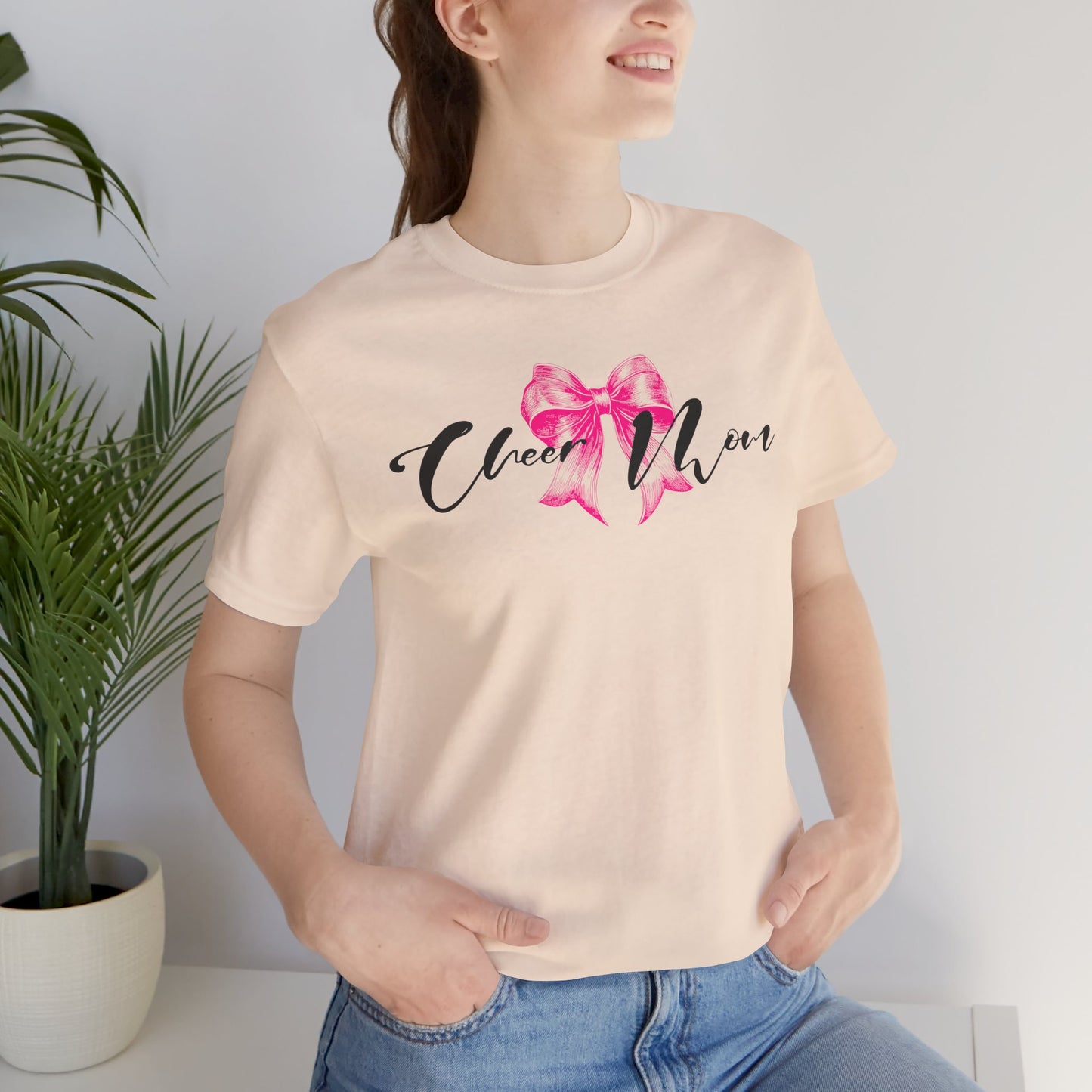 Cute Mom T-Shirt, Unisex Cute Mom Tee, Mother's Day Gift, Casual Top, Gift for Mom, Family Reunion T-Shirt