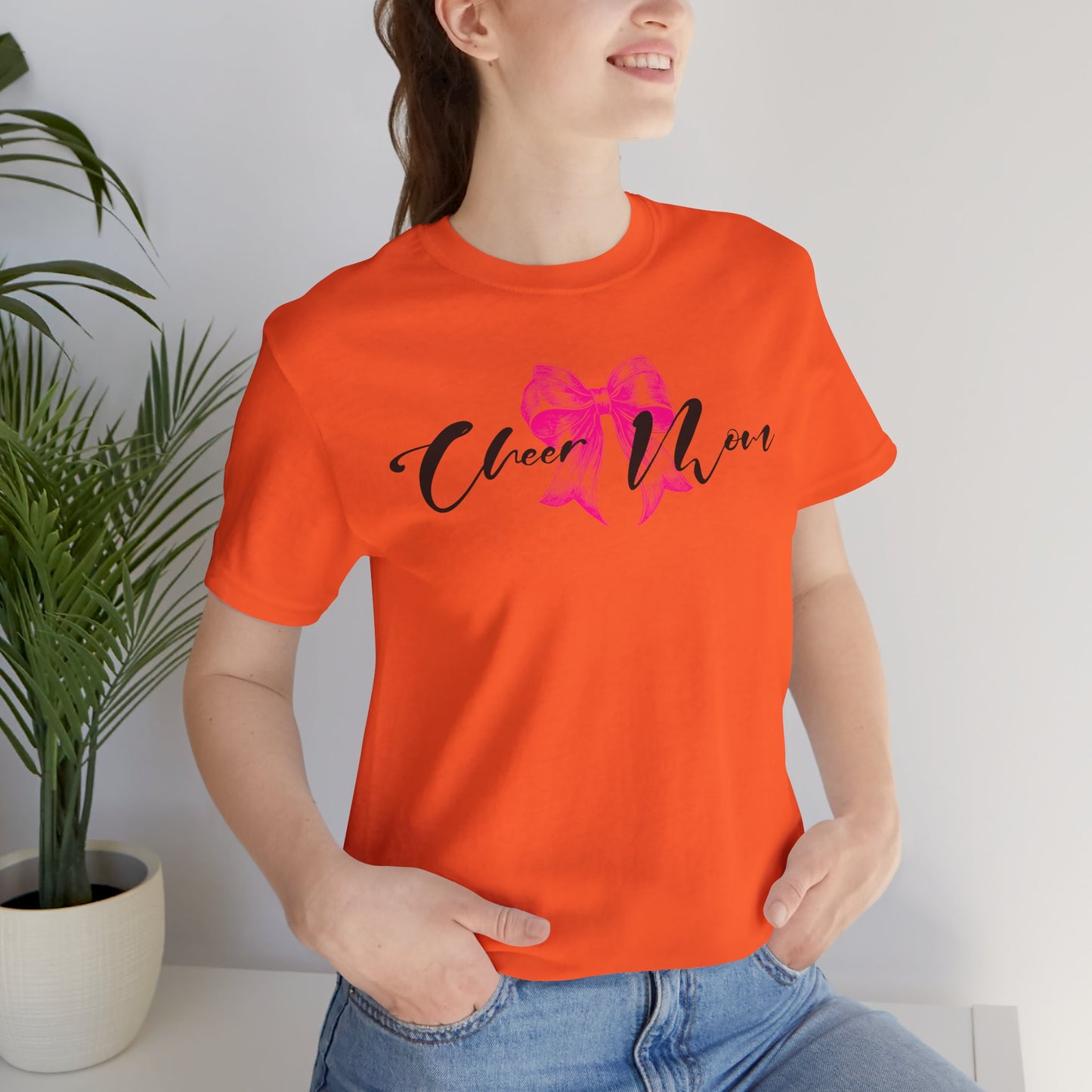 Cute Mom T-Shirt, Unisex Cute Mom Tee, Mother's Day Gift, Casual Top, Gift for Mom, Family Reunion T-Shirt